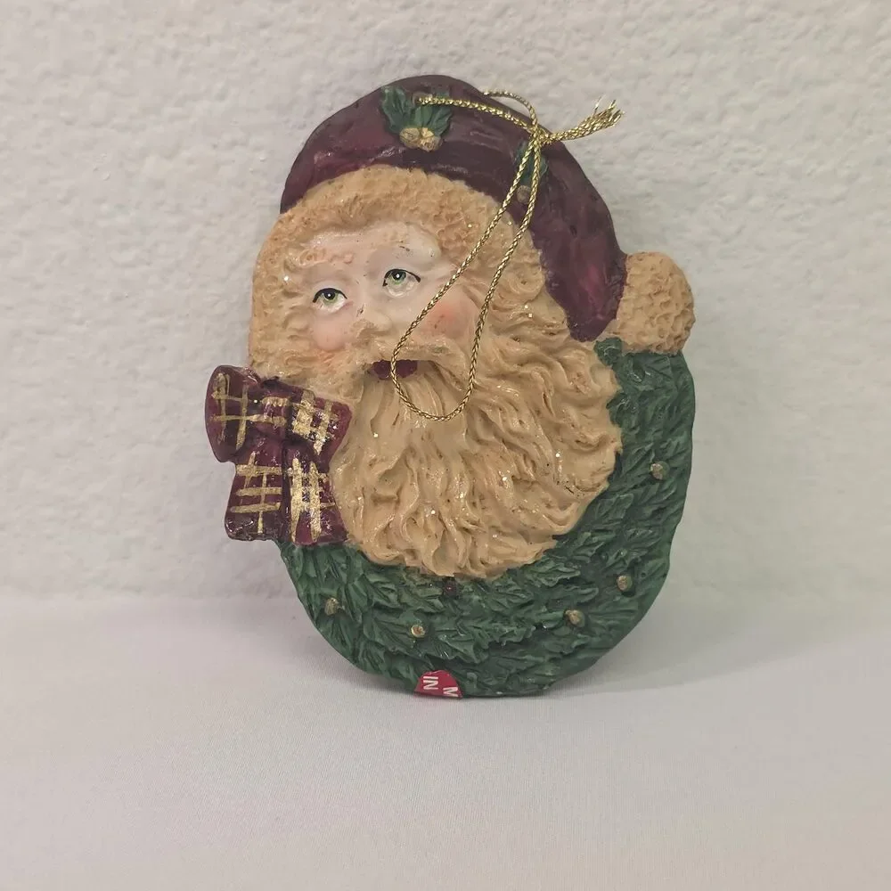 Collectible Vintage old world Santa Claus head 4 resin Christmas ornament xmas
